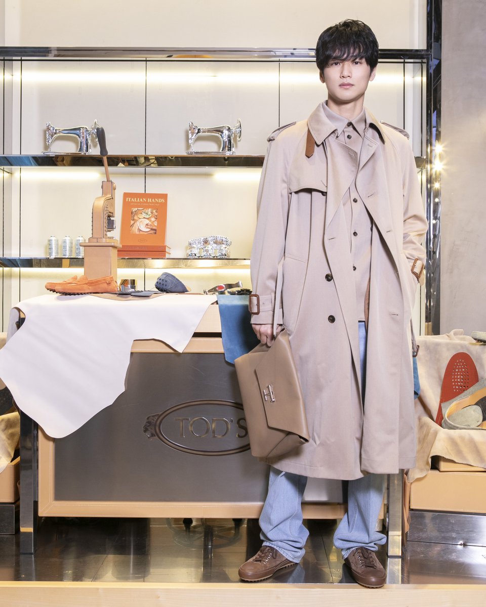 写真集 「イタリアン ハンズ〜イタリアからの職人の物語〜」の刊行を