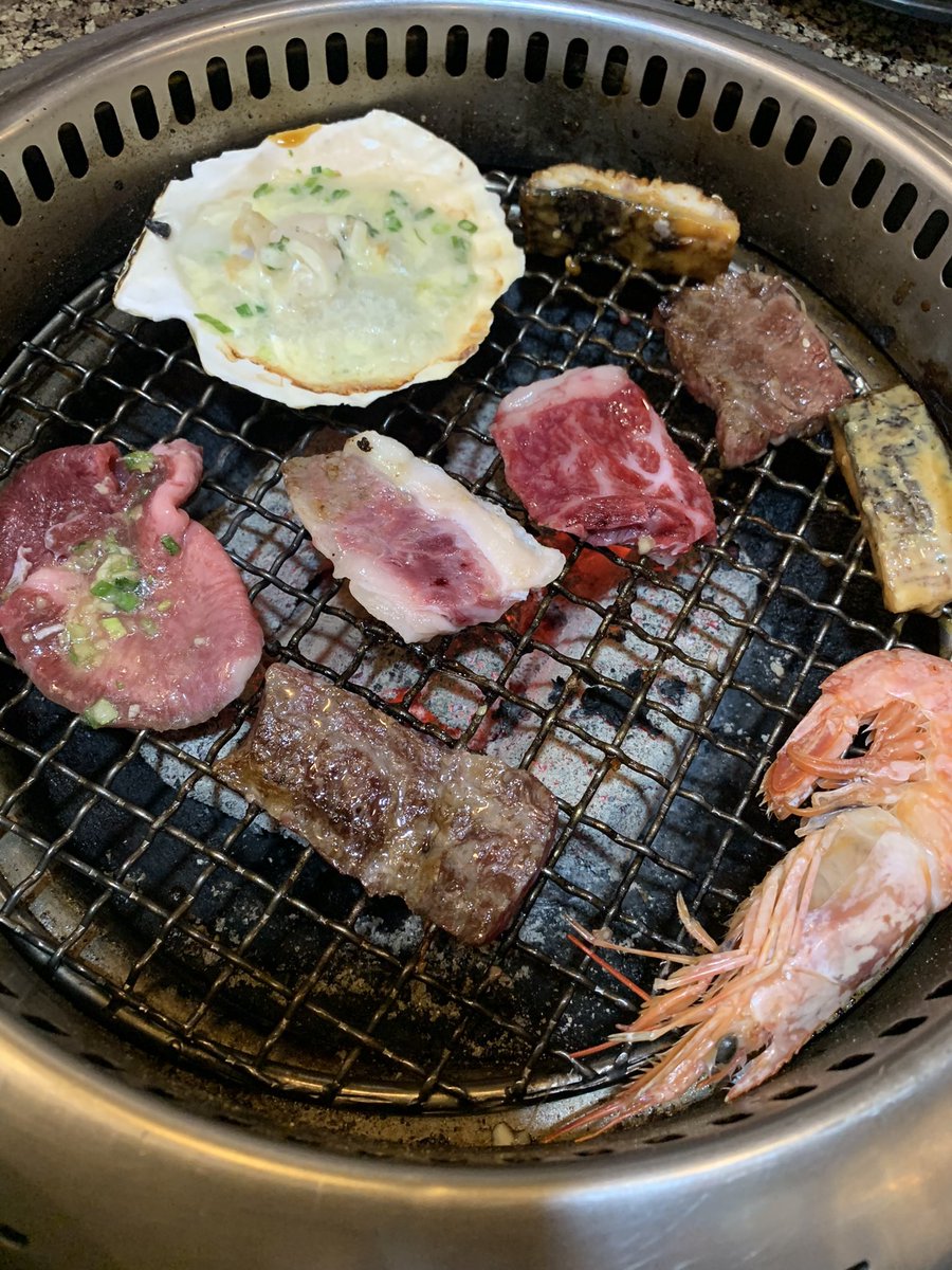 _seng's tweet image. สงการณ์หรอ กินสิ แก่แล้ว

#เมืองกาญ