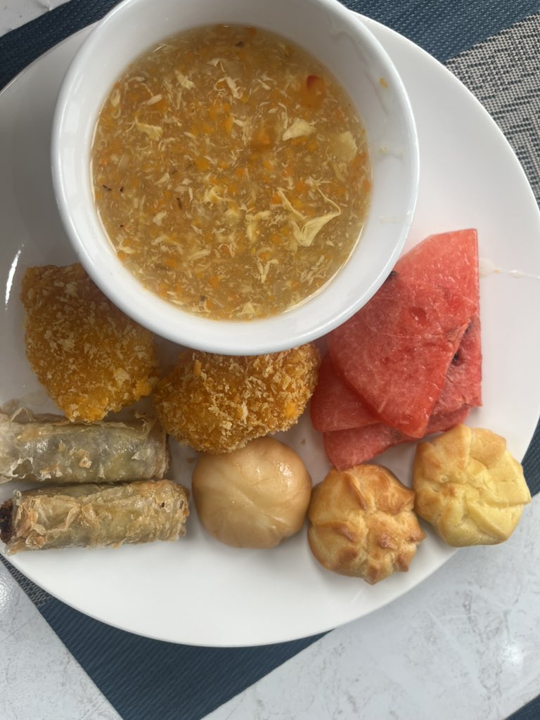 AnithaChelliah's tweet image. #ninhbinh Day 2 : Boating with the Breath taking views with the  rice fields stretching along both sides of the Ngo Dong River ! Perfect lunch with #coconutcofee Just #WOW #vietnamdiaries 
@Gayathri_Nathan 
@NalaiyaVivasayi 
@Karthi_Genelia