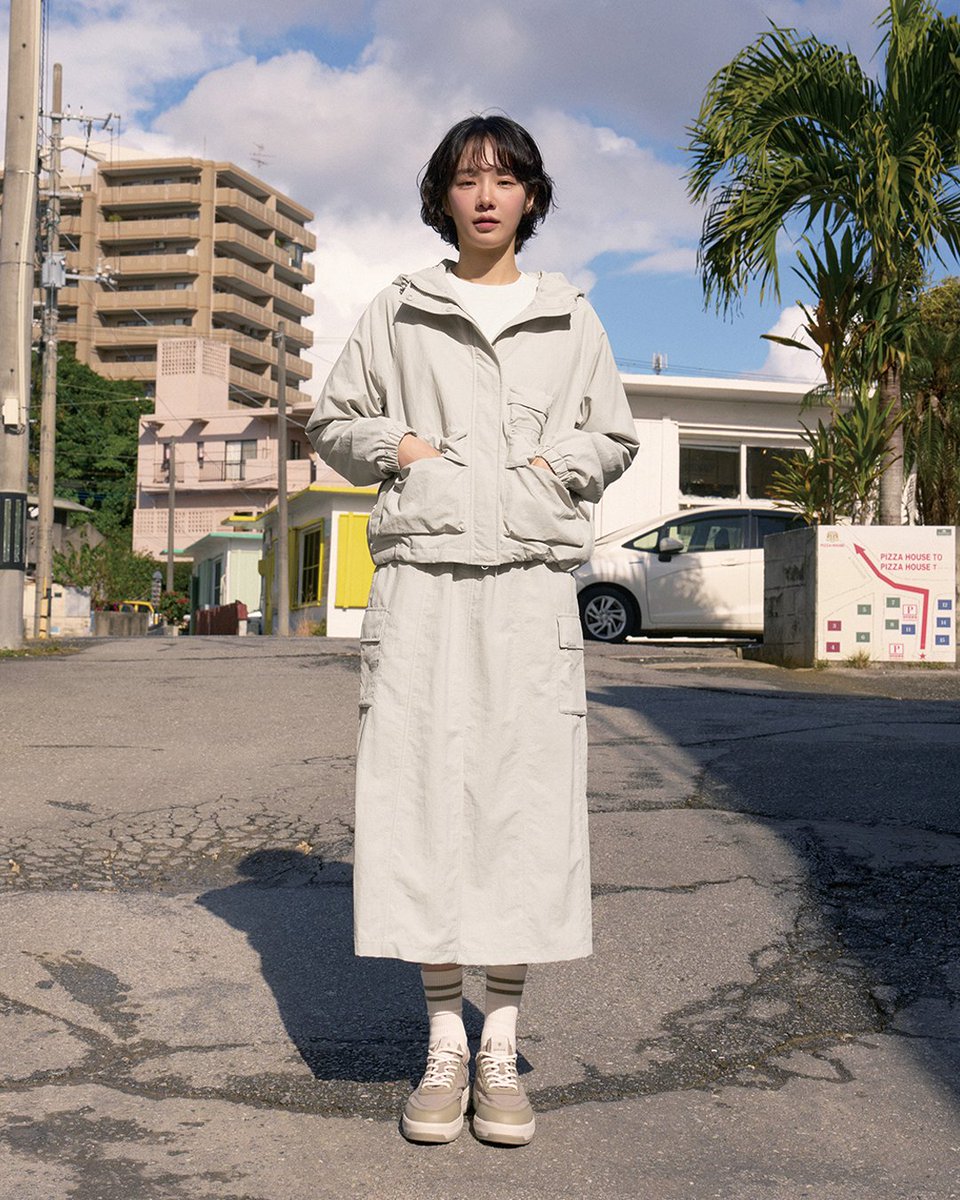계절에 맞춰 스타일 변화가 필요할 때
가벼운 소재와 내추럴한 컬러의 캠플 셋업으로
산뜻한 시너지를 더해 보세요!

✱ 캠플 여성 유틸리티 바람막이 S25SWCWB11
✱ 캠플 플레어 스커트 S25SWCSK11

#snowpeak #스노우피크 #스노우피크어패럴 #25SS #박규영 #parkgyuyoung