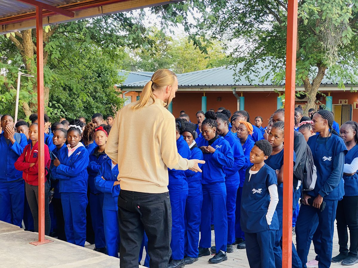 kayectrust's tweet image. 🌟 Welcome Back, Mr. Collin Maxwell! 🌟
We’re grateful to have Mr. Collin Maxwell back at our center with motivation, inspiration, and exam goodies for our trainees. Your support means the world!
#CollinMaxwell #MotivationMatters #ExamPrep #Grateful #KAYECJourney #BrightFutures