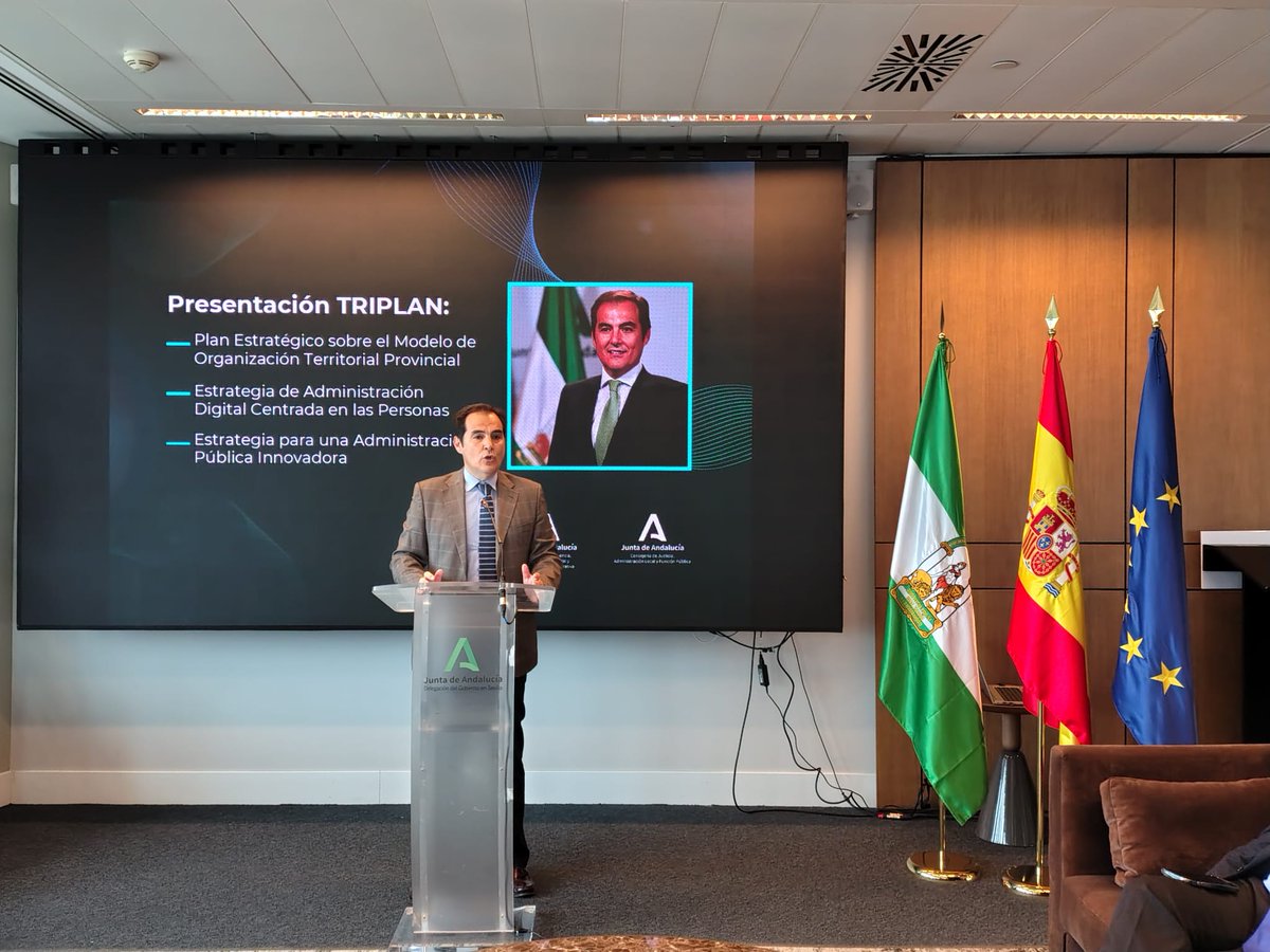 Desde la Consejería coordinamos la Estrategia para una Administración Pública Innovadora que se anticipe a las necesidades de la ciudadanía, ofrezca una atención personalizada y acompañe a las personas.

❌Del "Vuelva usted mañana" 
✅A "Nosotros vamos a ti"