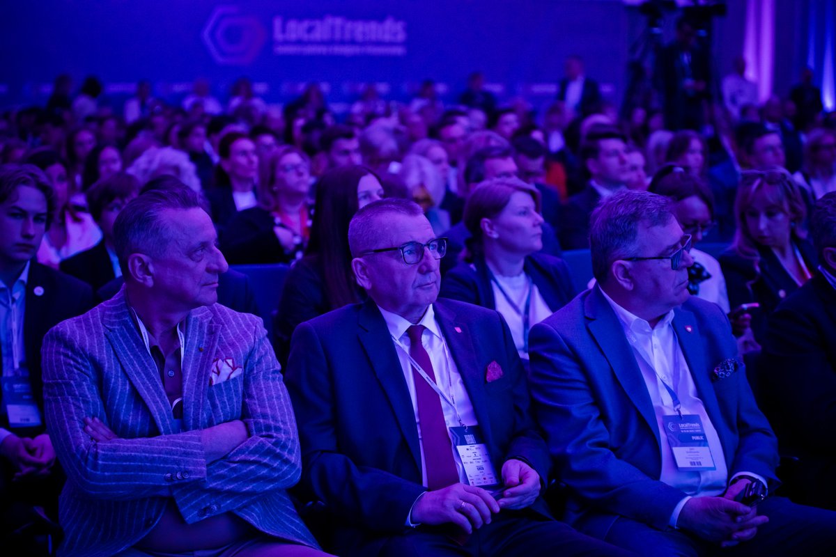 Local Trends tweet media