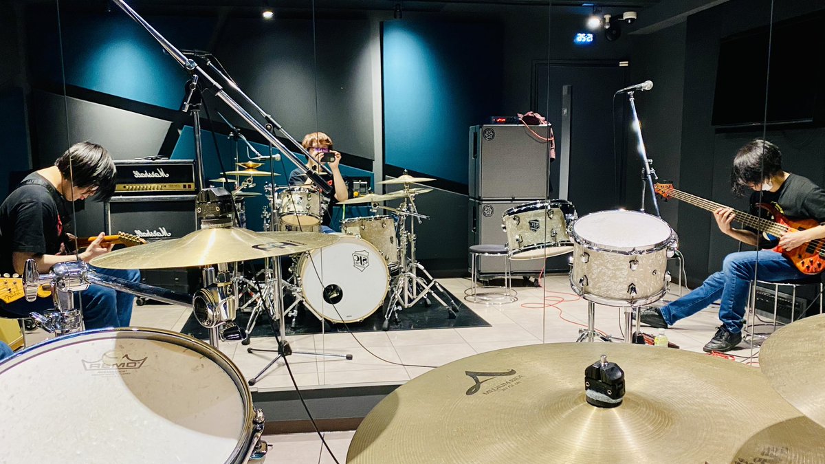 4/19に向けてのリハでした！
こちらチケットはソールドしております
当日よろしくお願いします！🙏
#SIAN_BAND