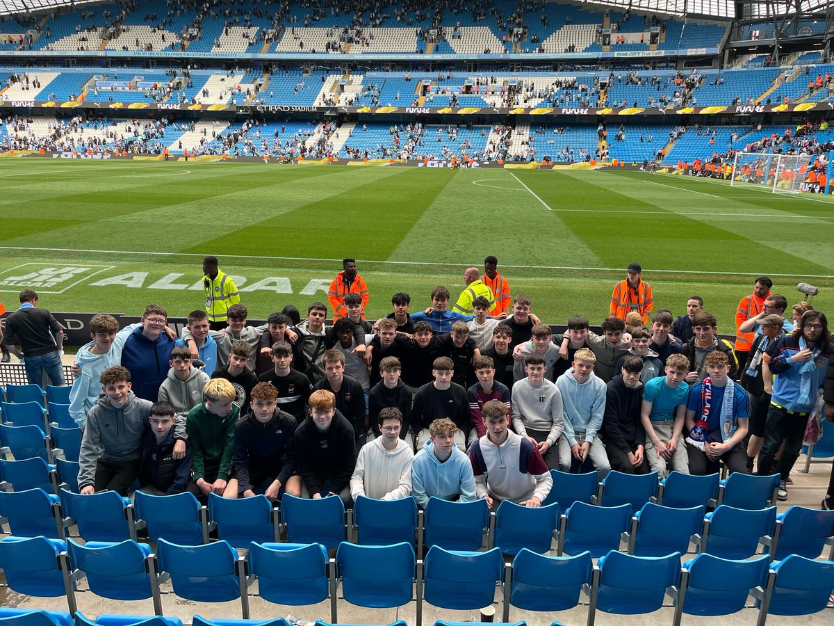 Last Saturday some of our Third Year students travelled to the Etihad Stadium to see Manchester City come from two goals down to beat Crystal Palace 5-2. Thanks to the teachers who accompanied the students, all had a very enjoyable trip.