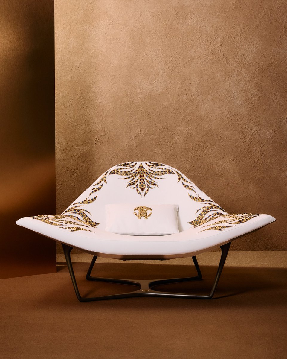 Discover Glowing Reflections, the latest #RobertoCavalliHome collection.  

Design inspired by a sensory journey through the untouched expanses of the Nevada desert and the vibrant energy of Las Vegas.

#SaloneDelMobile2025 #MilanDesignWeek