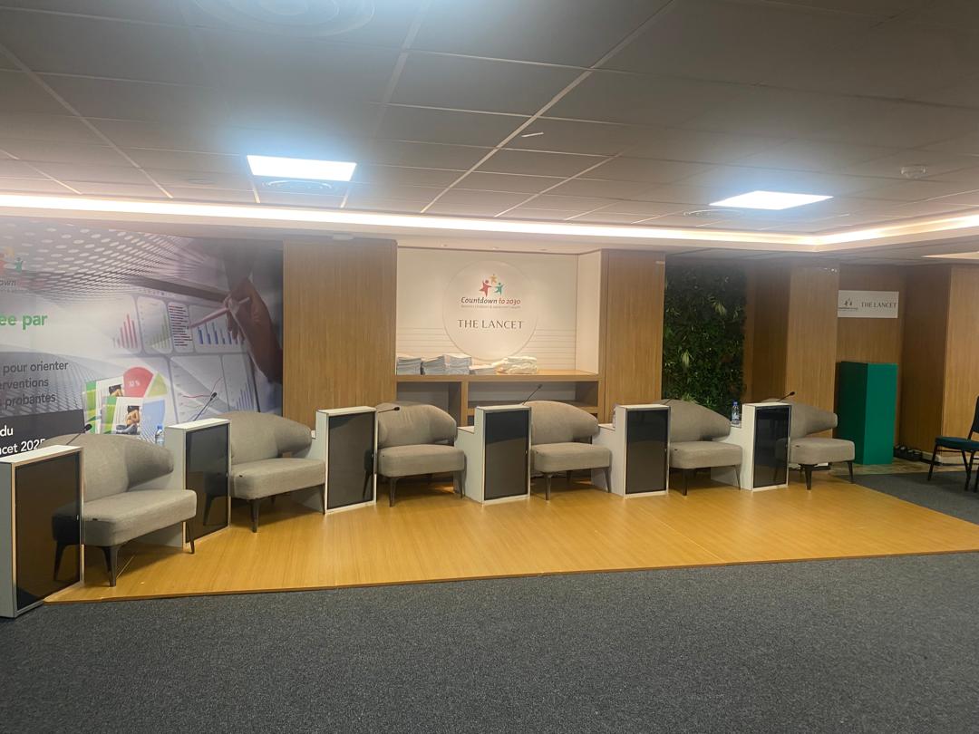 CKyobutungi's tweet image. All is set for the @Countdown2030  for Women&apos;s Children&apos;s and Adolescents&apos; Health Lancet Report 2025 in Dakar, Senegal.

Follow updates on the #CD2030 and @aphrc  handles

#The2025CountdownLancetReport #Data4DecisionMaking 
#WeAreAfrica 
#APHRCResearch
