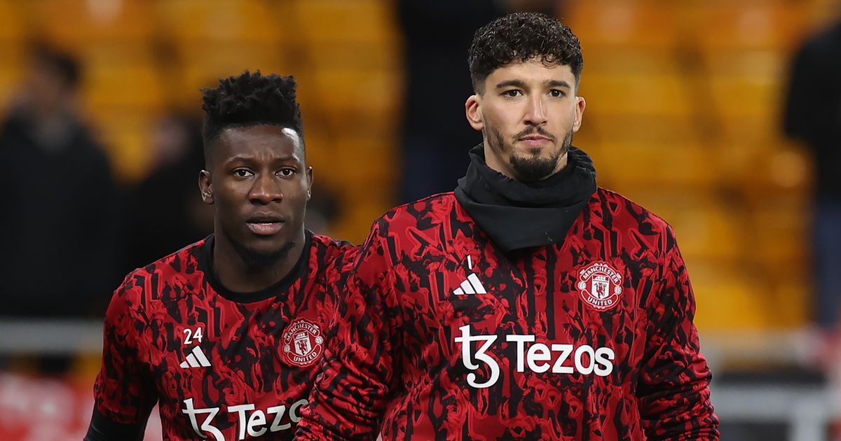 Mirror Football on X: "Altay Bayindir was given a show of support from Andre Onana after his nightmare Premier League debut for Man Utd 🤜🤛 https://t.co/42xCwetq0J https://t.co/OFFAbd8EA3" / X