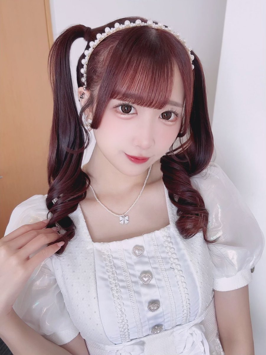 hatsuki_0810's tweet photo. .˚⊹⁺‧┈┈┈┈┈┈┈┈┈┈┈┈‧⁺ ⊹˚.
·̩͙꒰ঌ   Ange☆Reveに昇格のお知らせ  ໒꒱·̩͙
︎ ︎ ︎.˚⊹⁺‧┈┈┈┈┈┈┈┈┈┈┈┈‧⁺ ⊹˚.

いつも初季を応援してくださっているファンの皆さんへ。

少し長い文章になりますが、最後まで読んでいただけたら嬉しいです( ⸝⸝っ·̫ •⸝⸝ )❤︎ https://t.co/YtiPeMMW1S