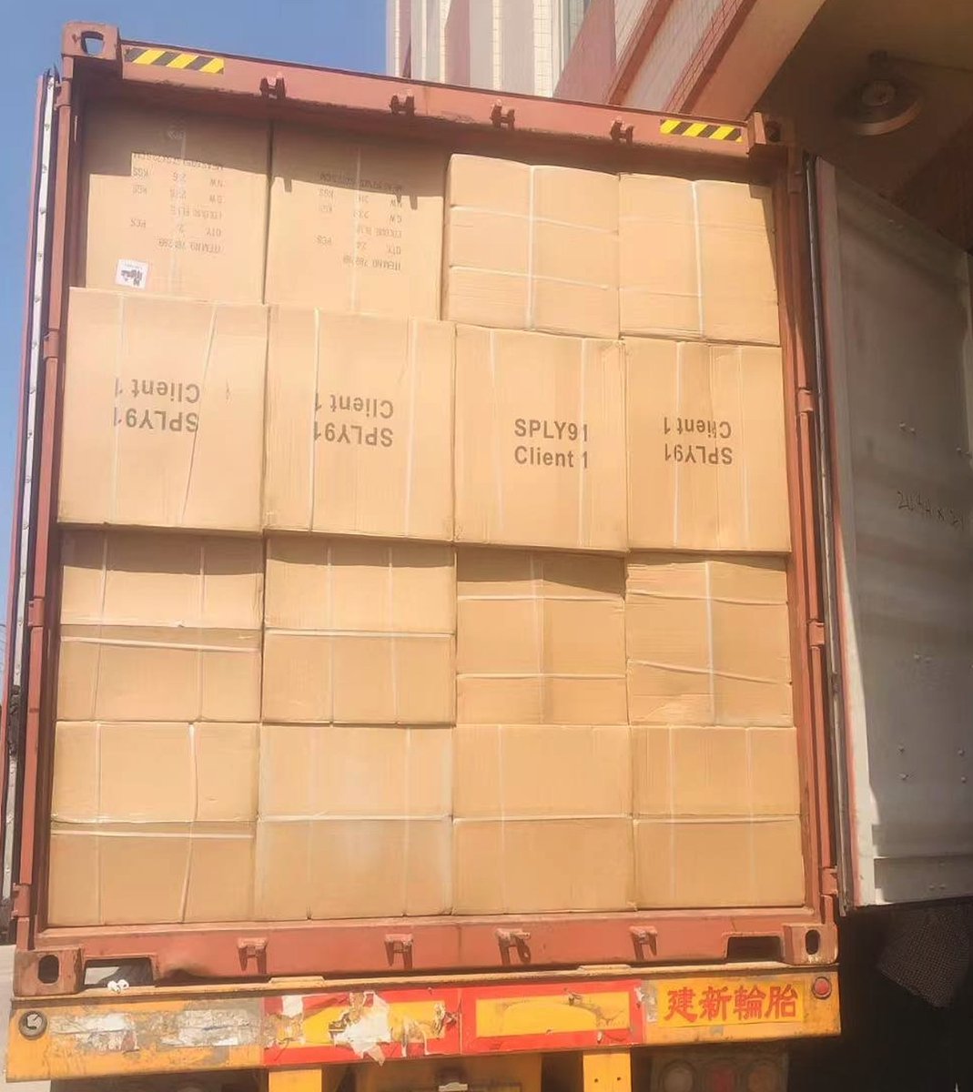 SPLY_Inc's tweet image. All packed and ready to go! 🚢📦
Another container full of quality products on its way to our clients in Europe.
At Sply, we handle sourcing, quality control, and shipping—end to end.
#SplySourcing #GlobalLogistics #ContainerLoading #WholesaleSupplier #QC #ProductSourcing…