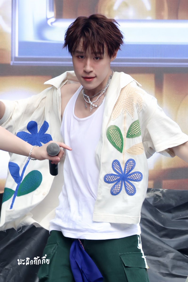 PtrpIngg's tweet image. ใจเหลว 💕

#LotussxLYKN #LYKN #nnutda