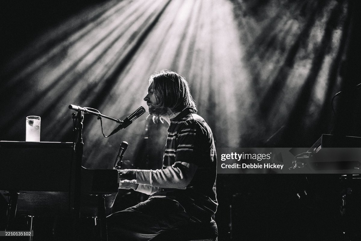 DebStudioTen's tweet image. 🖤 @finneas on night one of his ‘For cryin’ out loud’ sold out European tour in 3Olympia theatre in Dublin 🧳 

@mcd_productions @3olympiatheatre

📸 @debstudioten / @GettyImages