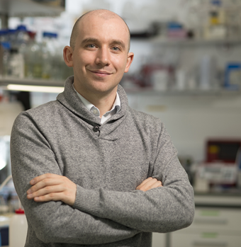 J Cell Science (@j_cell_sci) on Twitter photo In our latest interview, we hear from the 2024 <a href="/Official_BSCB/">BSCB</a> Hooke Medal winner Emmanuel Derivery. Emmanuel tells us about his research, describes what winning the Hooke Medal means to him and his team, and shares his advice on building a successful lab.
journals.biologists.com/jcs/article/13… In our latest interview, we hear from the 2024 <a href="/Official_BSCB/">BSCB</a> Hooke Medal winner Emmanuel Derivery. Emmanuel tells us about his research, describes what winning the Hooke Medal means to him and his team, and shares his advice on building a successful lab.
journals.biologists.com/jcs/article/13…