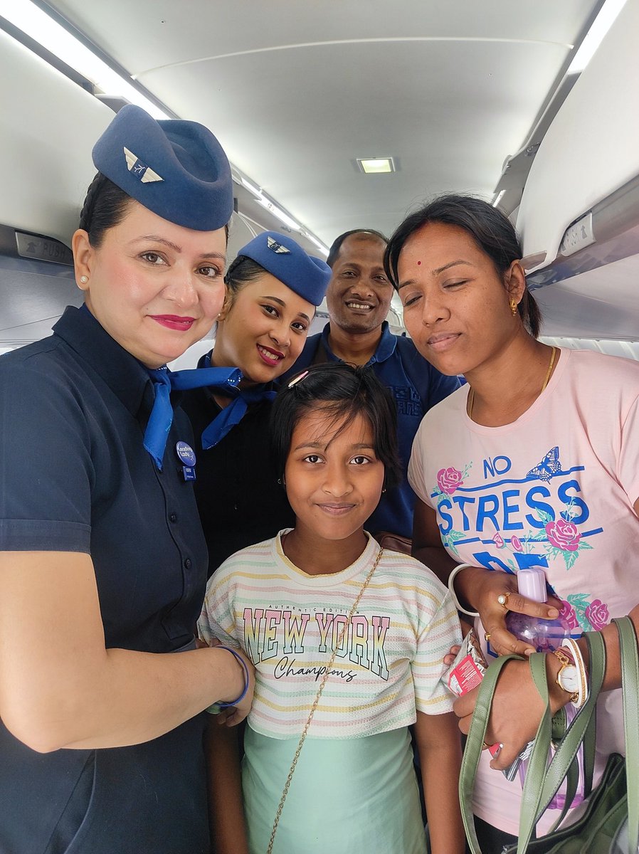 It's a great pleasure that Indigo cabin crews wanted to take one photograph with us during today's Kolkata to Agartala trip. <a href="/IndiGo6E/">IndiGo</a>