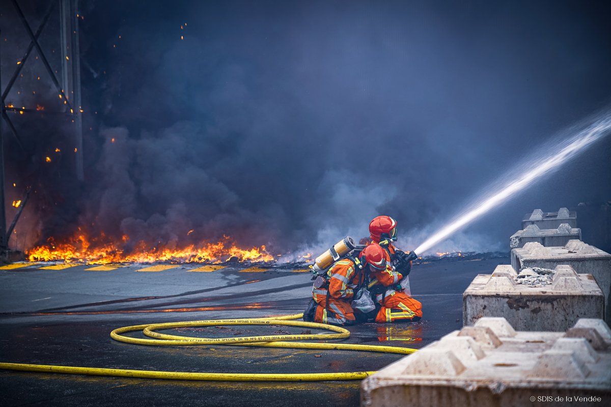 Sapeurs-pompiers de la Vendée tweet media