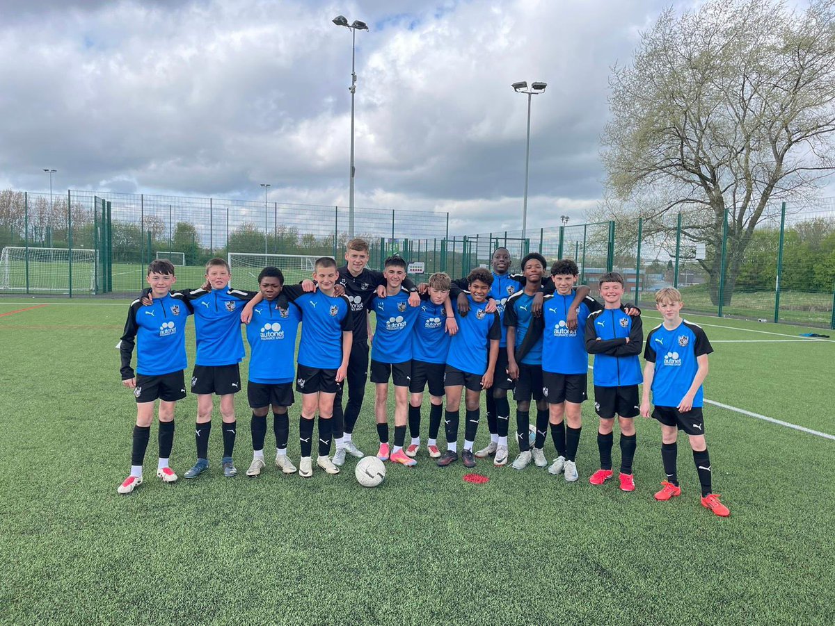 OfficialPVFC's tweet photo. 🎯 Scoring in front of 10,000+ on Saturday. 

🗣️ Coaching the next generation on Monday.

Jack Shorrock, ladies and gentlemen! 🫡 

#PVFC | @PVFCAcademy https://t.co/Er41a80OoV