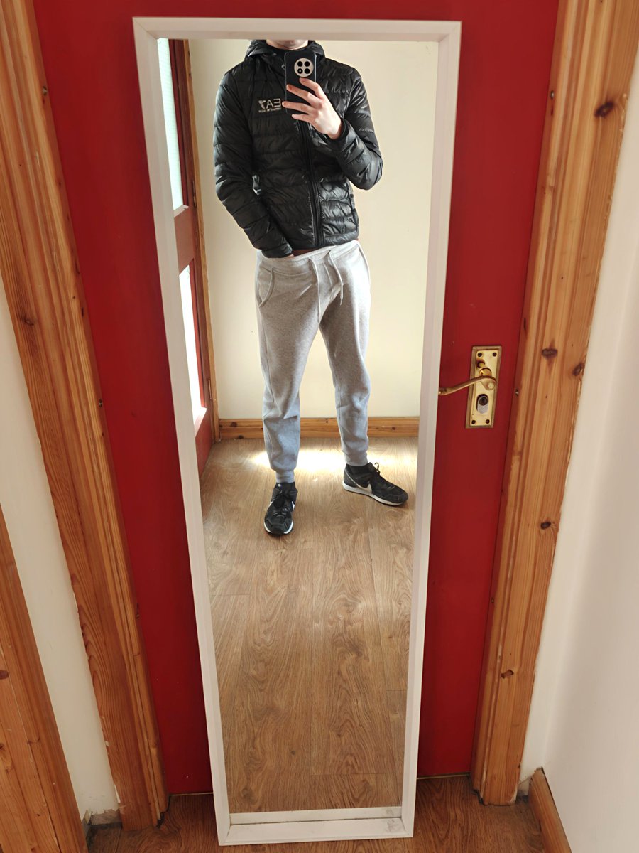 MarkDev724's tweet image. Really wanna throat fuck a little sub while getting barebacked by some straight GAA lad today. Just me?