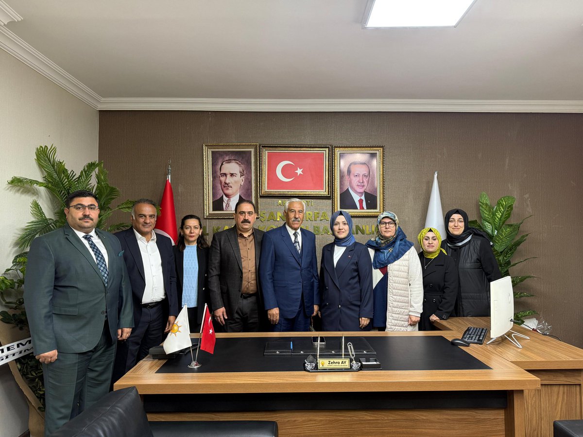 Nevali Hotel Yönetim Kurulu Başkanı Sn.Mehmet Avcı,
Emin Akbaş ve Nesip Beyret,İl Kadın Kolları Başkanımız <a href="/ZehraAy0663/">Zehra Ay</a> 'a hayırlı olsun ziyaretinde bulundular.
Nazik ziyaretleri için teşekkür ederiz.
<a href="/abuyukgumus/">Ahmet Büyükgümüş</a> <a href="/tugbaisikercan/">Tuğba IŞIK ERCAN</a> <a href="/bybekirbozdag/">Bekir  Bozdağ</a> <a href="/milhamigunbegi/">M.İlhami GÜNBEGİ</a> 
<a href="/AKKADINGM/">AK Parti Kadın Kolları</a>