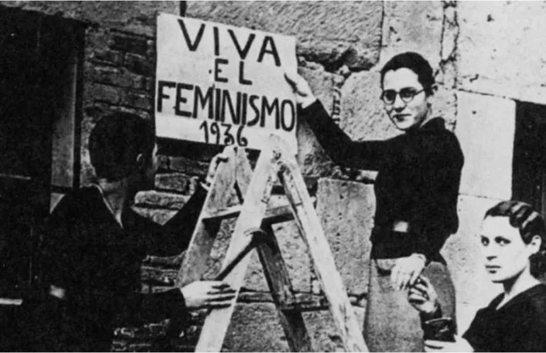 feminicidio's tweet image. Hoy, #14DeAbril, recordamos logros de la II República Española truncados por la dictadura: en cinco años las mujeres consiguieron el divorcio, el voto, el derecho al aborto, la abolición de la prostitución. 
Porque fueron, somos.
nuevatribuna.es/articulo/cultu…