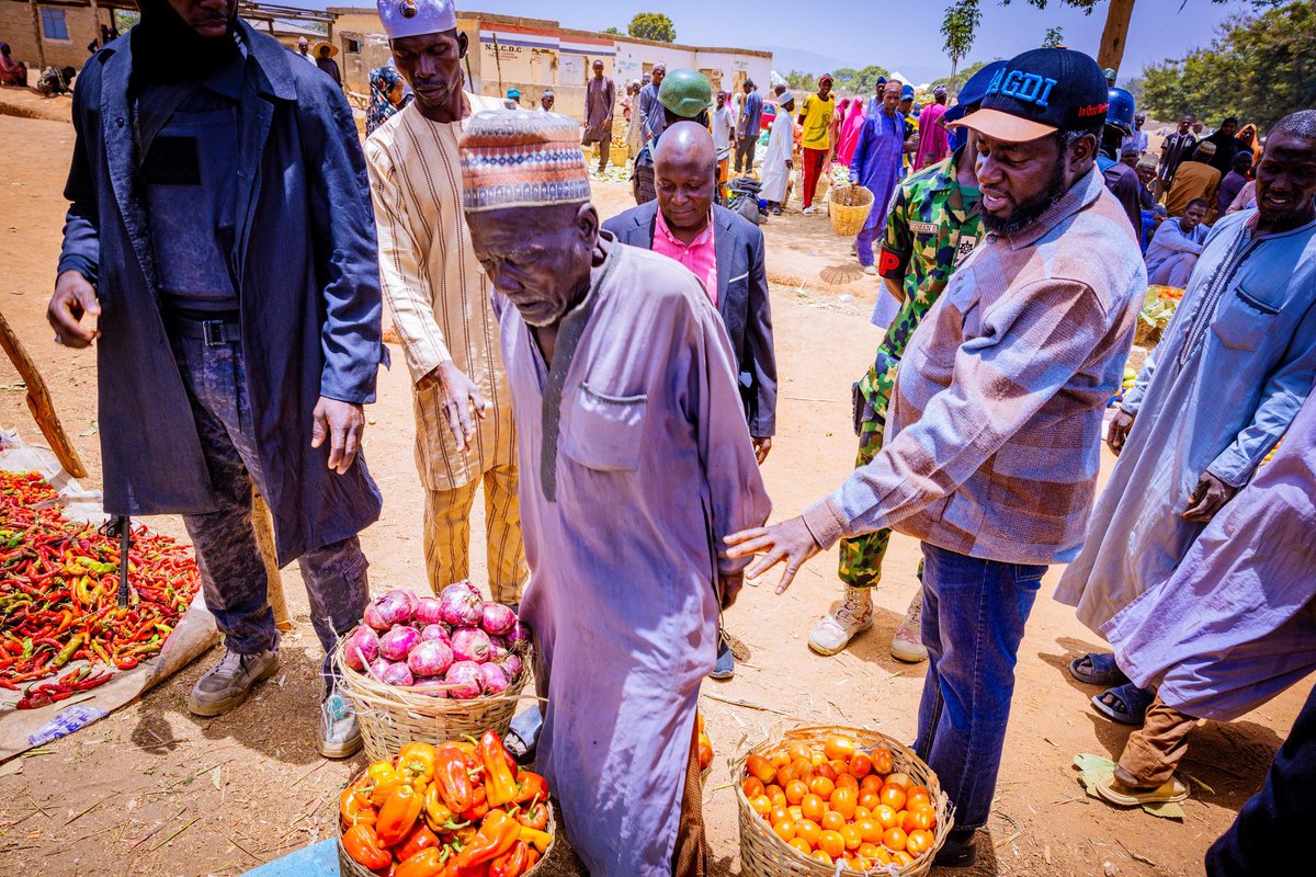 YusufAdamuGagdi's tweet photo. On my way to my farm yesterday , I made a quick stop at the market to connect with the amazing people who keep our communities thriving. Took time to chat, show support, and pick up a few things — always proud to stand with our hardworking traders and farmers.

In God we trust. https://t.co/3sqzqc6452