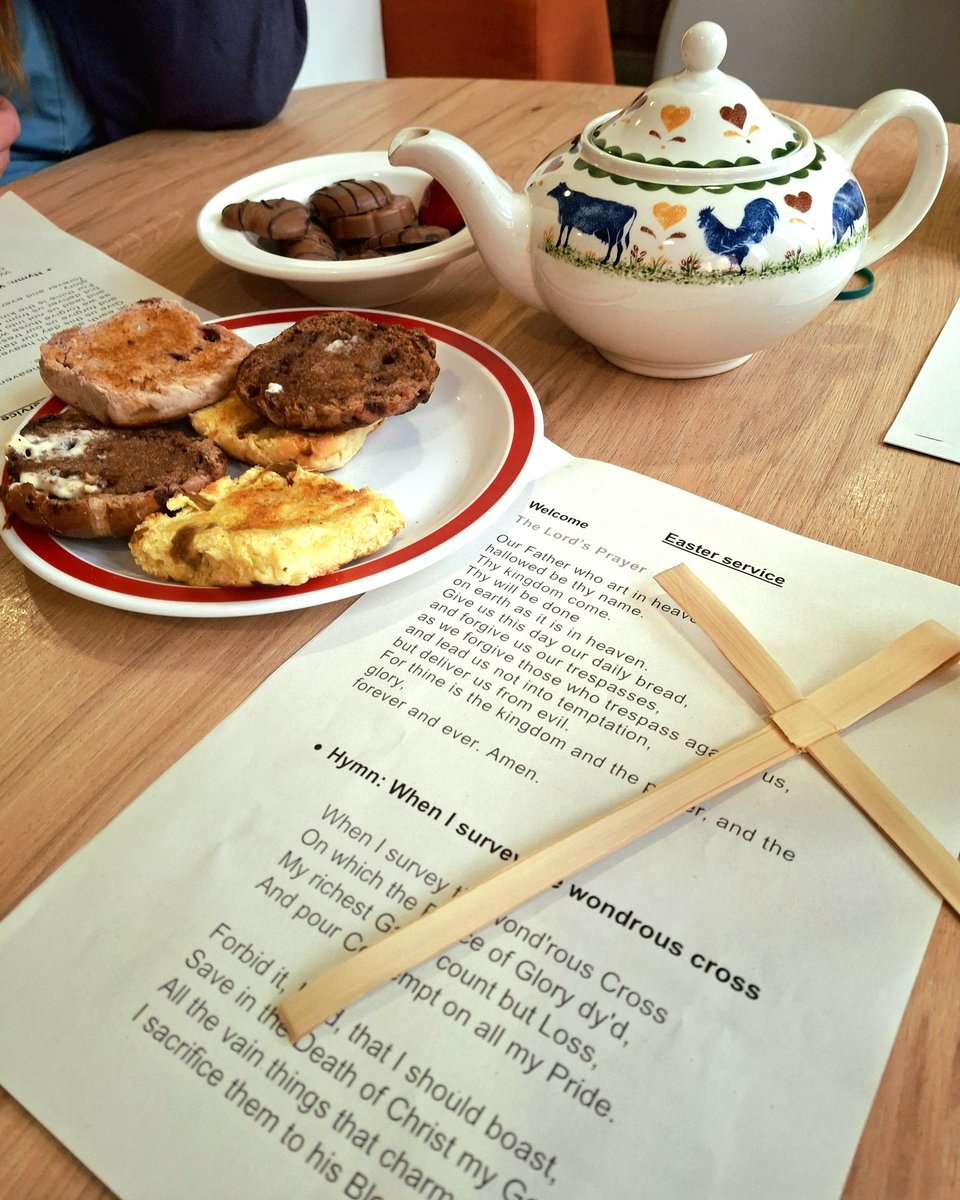 Julie Rayner (@julierayner18) on Twitter photo Start of the Easter week 🐰🐣with a lovely service from our Chaplin Neil.
Hot cross buns tea and coffee .<a href="/LCol2412/">LaurenCol2412</a> <a href="/hepwortheli1/">Eli Hepworth</a> <a href="/PennineCareNHS/">Pennine Care NHS FT</a> @ Start of the Easter week 🐰🐣with a lovely service from our Chaplin Neil.
Hot cross buns tea and coffee .<a href="/LCol2412/">LaurenCol2412</a> <a href="/hepwortheli1/">Eli Hepworth</a> <a href="/PennineCareNHS/">Pennine Care NHS FT</a> @