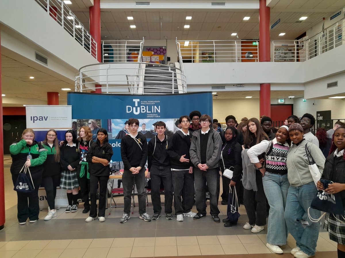 tudublinaccess's tweet image. Our last Inspiring the Future event took place in Tallaght on Friday☀️Students from Tallaght Community School and St. Aidan's Community School did STEM workshops, heard about access routes and met TU Dublin students and lecturers. Thanks to everybody who took part🙏