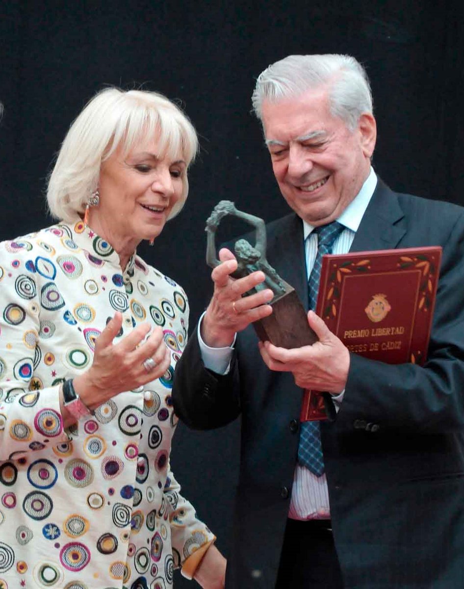 Mi sentido pésame a la familia de Mario Vargas Llosa, intelectual comprometido con la Libertad y referente para los liberales de Iberoamérica y todo el mundo. Gracias por tu generosidad con Cádiz; fue un honor hacerle entrega del Premio Libertad Cortes de Cádiz en 2014.