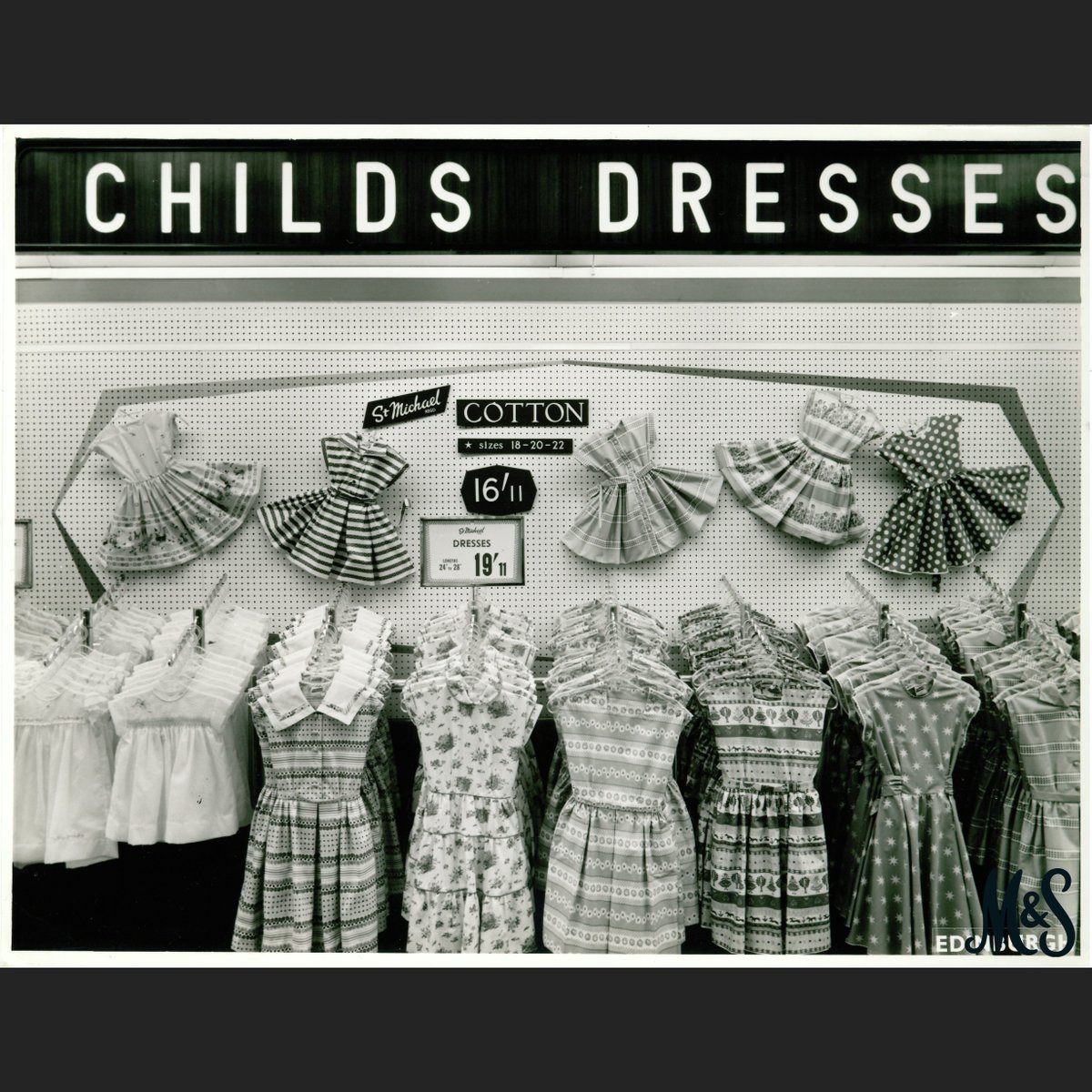 Our #archivefavourite this week is a 1950s store display of children's cotton dresses featuring a range of prints that we can’t help but zoom in on! 

You can discover more by exploring our kidswear and schoolwear timeline: archive.marksandspencer.com/timeline/kidsw…