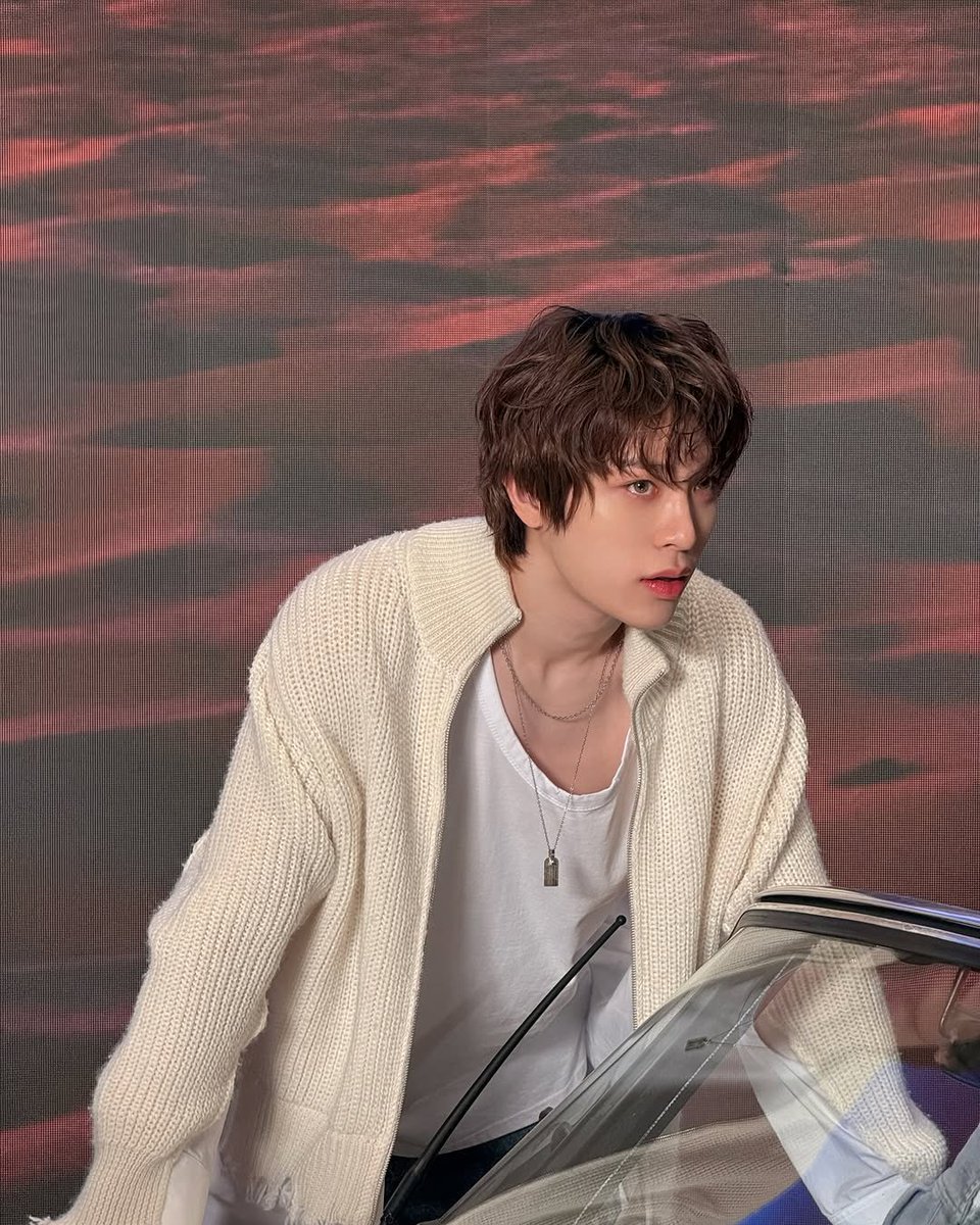 Aung98's tweet photo. จองฮวานตาสวย เด็กฝรั่งมาก ㅠㅠㅠㅠ https://t.co/xX7CpewOY8