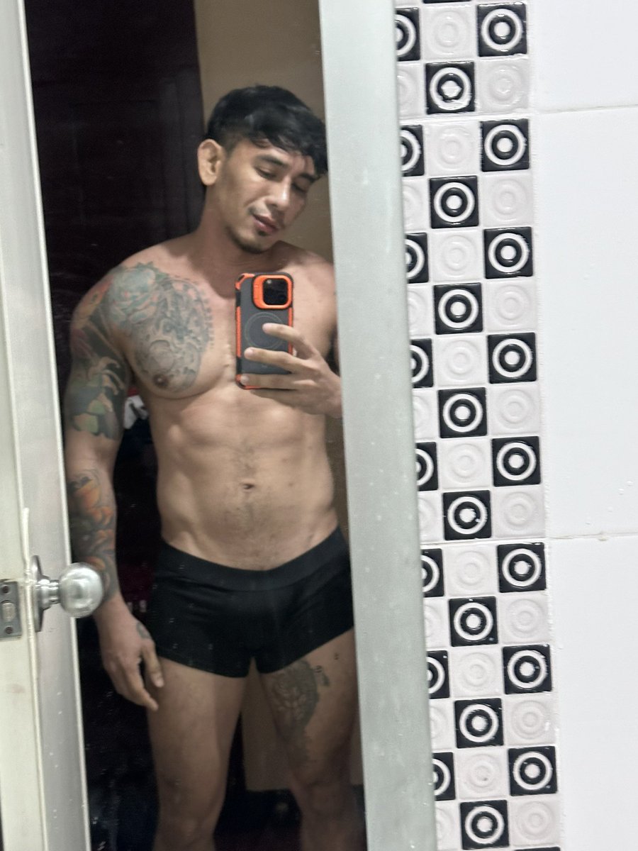 Masseurap 💪 tweet media