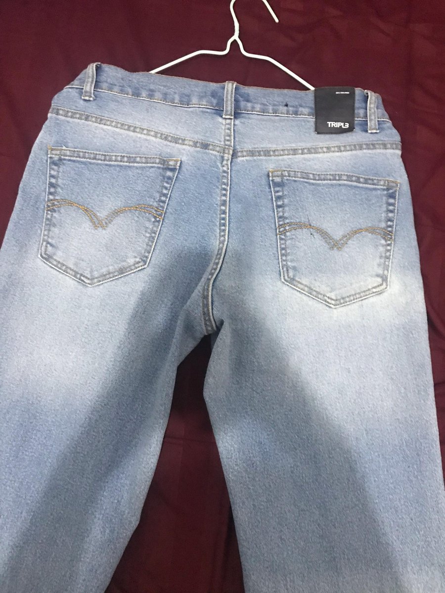wts preloved celana jeans tripl3 ukuran 31. 120k ajaah, dom bekasi