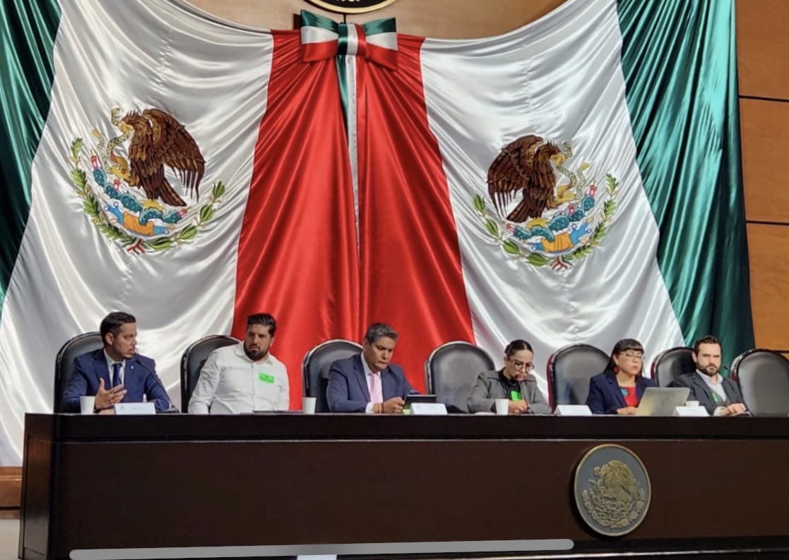 JaimeCerdio's tweet image. 🏛️ El #PoderLegislativo muestra dinamismo en la aprobación de reformas, ¿qué tal si usamos la #TransparenciaPredictiva para anticipar potenciales intereses de la sociedad?

Sí, es posible predecir futuras necesidades informativas, y ya lo hicimos para la @Mx_Diputados. Va hilo 🧵