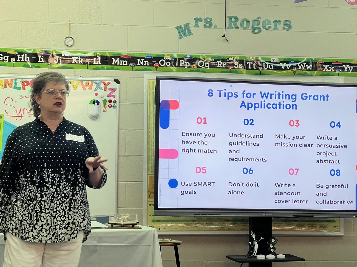 Andrew Gonzalez tweet media