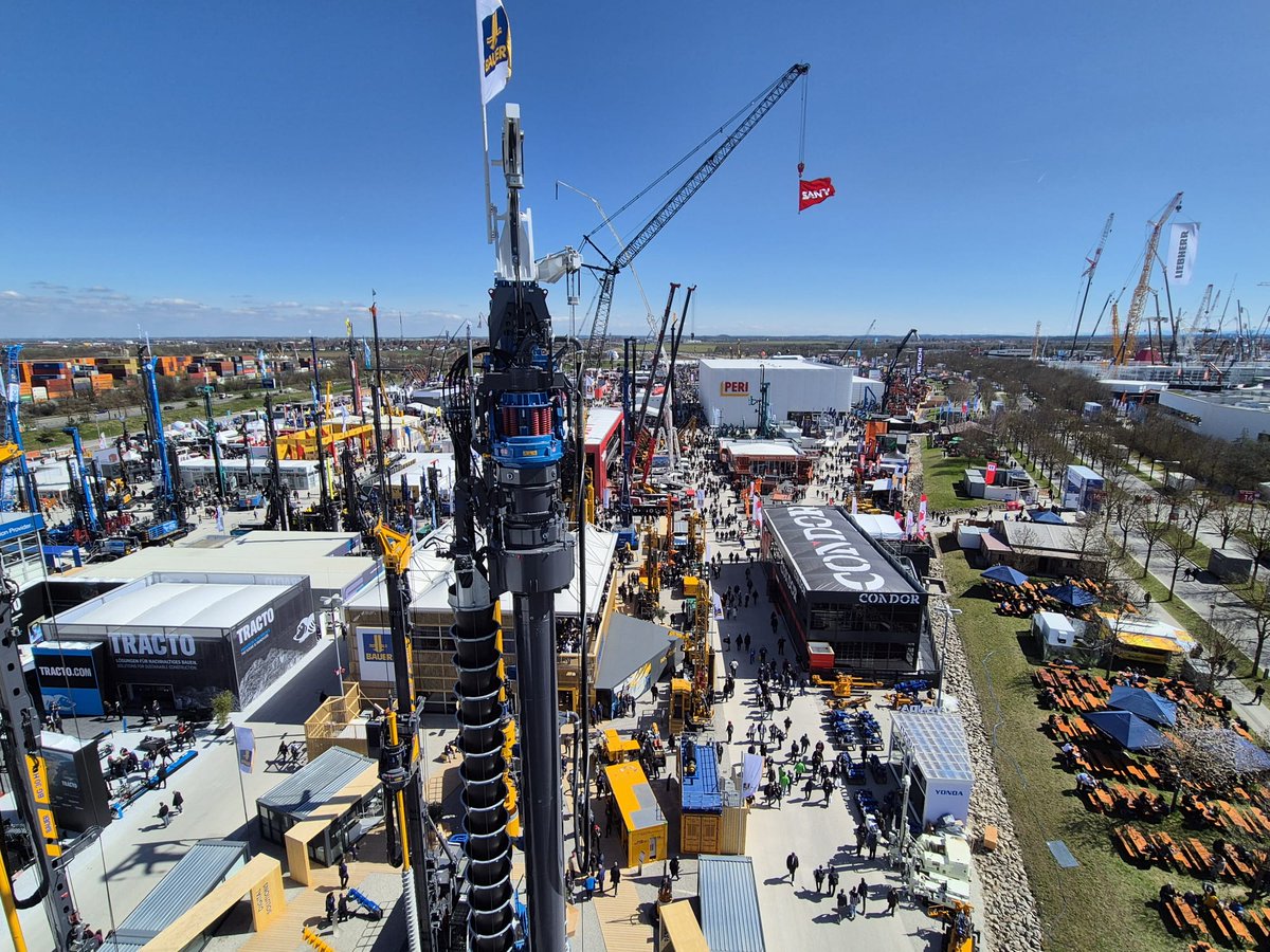 autoceli's tweet image. Pagājušā nedēļā mūsu kolēģi apmeklēja pasaulē vadošo būvniecības tehnikas un inovāciju izstādi "Bauma 2025", kas norisinājās Minhenē, Vācijā.
#bauma2025 #Inovācijas #Ilgtspējība #Attīstība