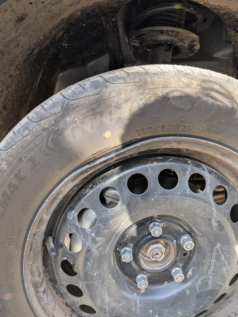 MahirKorat's tweet photo. Worst quality of tyre of Tata nexon cng 
Rim plate is bended total 3 times in different tyres. 1st time it was bended on delivery date(November  2024)then January month and then yesterday.
Worst servicing.
Parin Motors showroom Jasdan(Rajkot)Gujarat https://t.co/DcCQ4OXxey