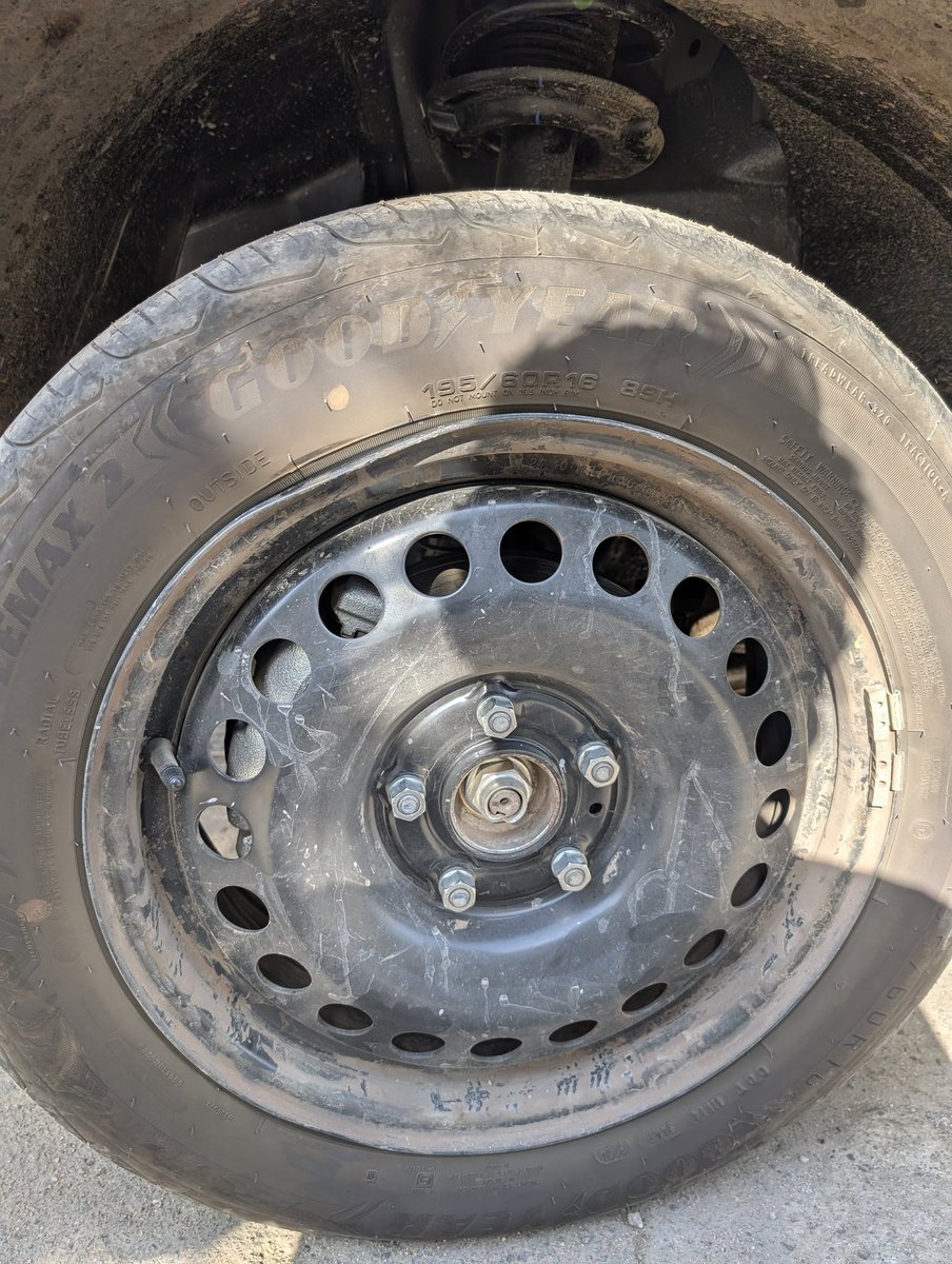 MahirKorat's tweet photo. Worst quality of tyre of Tata nexon cng 
Rim plate is bended total 3 times in different tyres. 1st time it was bended on delivery date(November  2024)then January month and then yesterday.
Worst servicing.
Parin Motors showroom Jasdan(Rajkot)Gujarat https://t.co/DcCQ4OXxey
