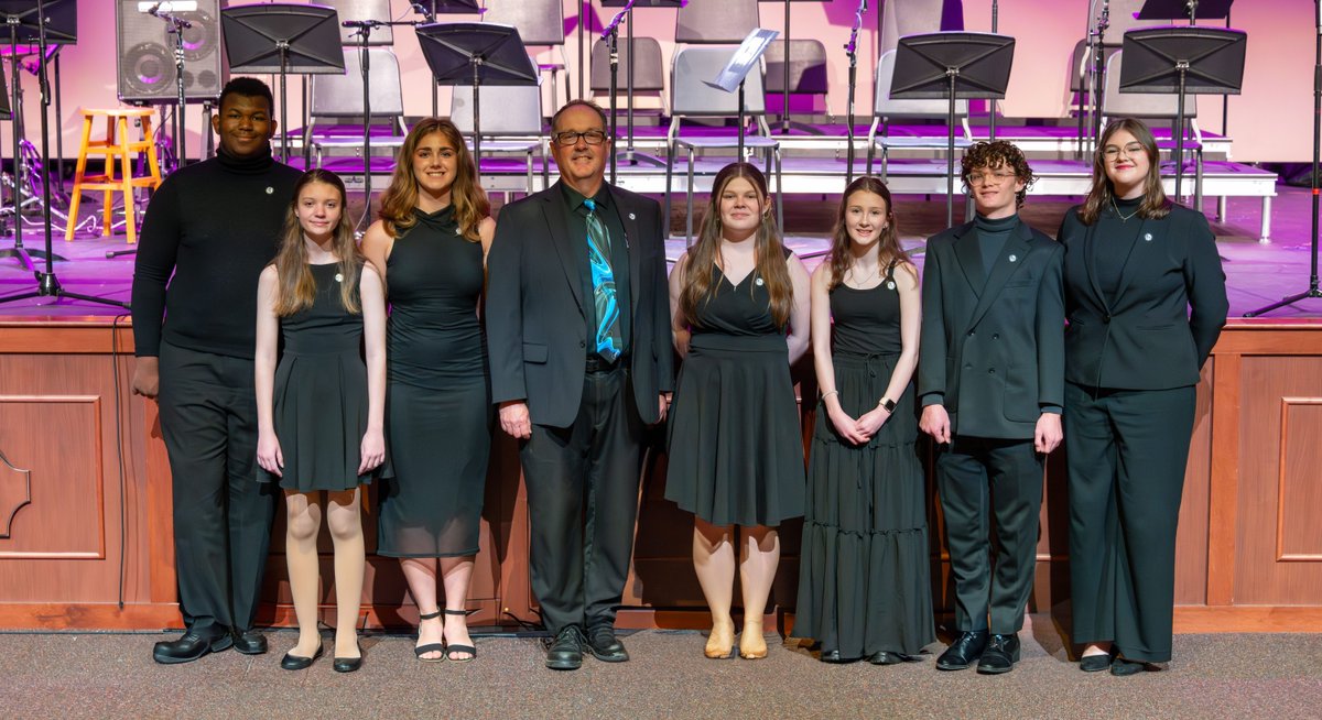 Cats - 
How about the Region 3 Jazz Choir under the direction of Mr. David Taylor from the All South Jersey Jazz Concert!