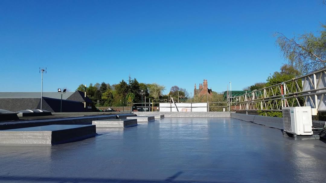 RestecRoofing's tweet photo. Check out this recent 200mยฒ project by @allmightyroofing using our BBA-Approved Platinum system๐๐
Thinking of using Platinum for an upcoming project? Find out more here๐ https://t.co/MwobX5E8gv
#restecroofingsystems #flatroofing #ukroofers https://t.co/A4c2kKOv3E