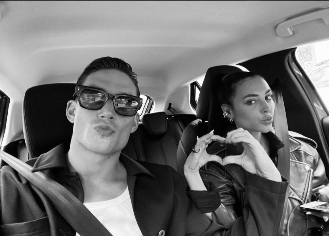 ivana_1972's tweet photo. Le coppie più belle uscite da qst Gf 
🫶🫶

#helevier #tommavi https://t.co/kVJLNzzdJ0