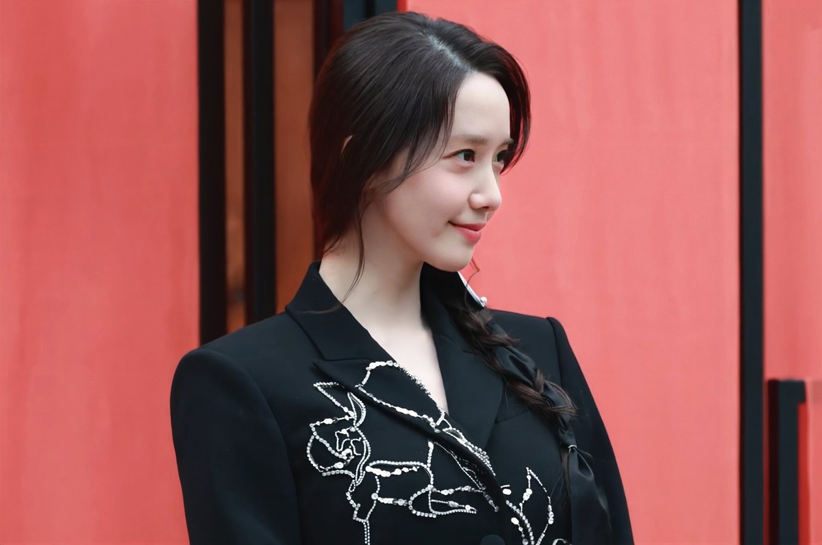 GG8_EDIT's tweet image. 250414 설화수 행사  윤아 

#윤아 #YOONA