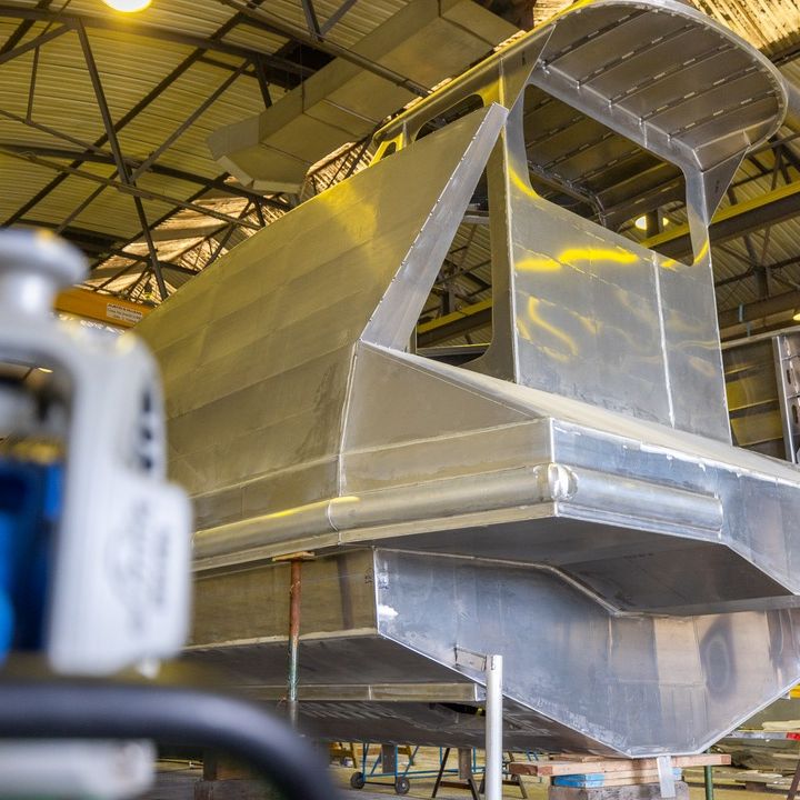 diversemarine's tweet photo. Rocket Rebel - built for speed and style!
This high-performance aluminium speedboat is engineered to thrill but designed to look just like fibreglass.
A perfect blend of strength, agility and sleek aesthetics!
#DiverseMarine #Technology #Craftsmanship #Workboats #Innovation https://t.co/YZLRYjiqrR