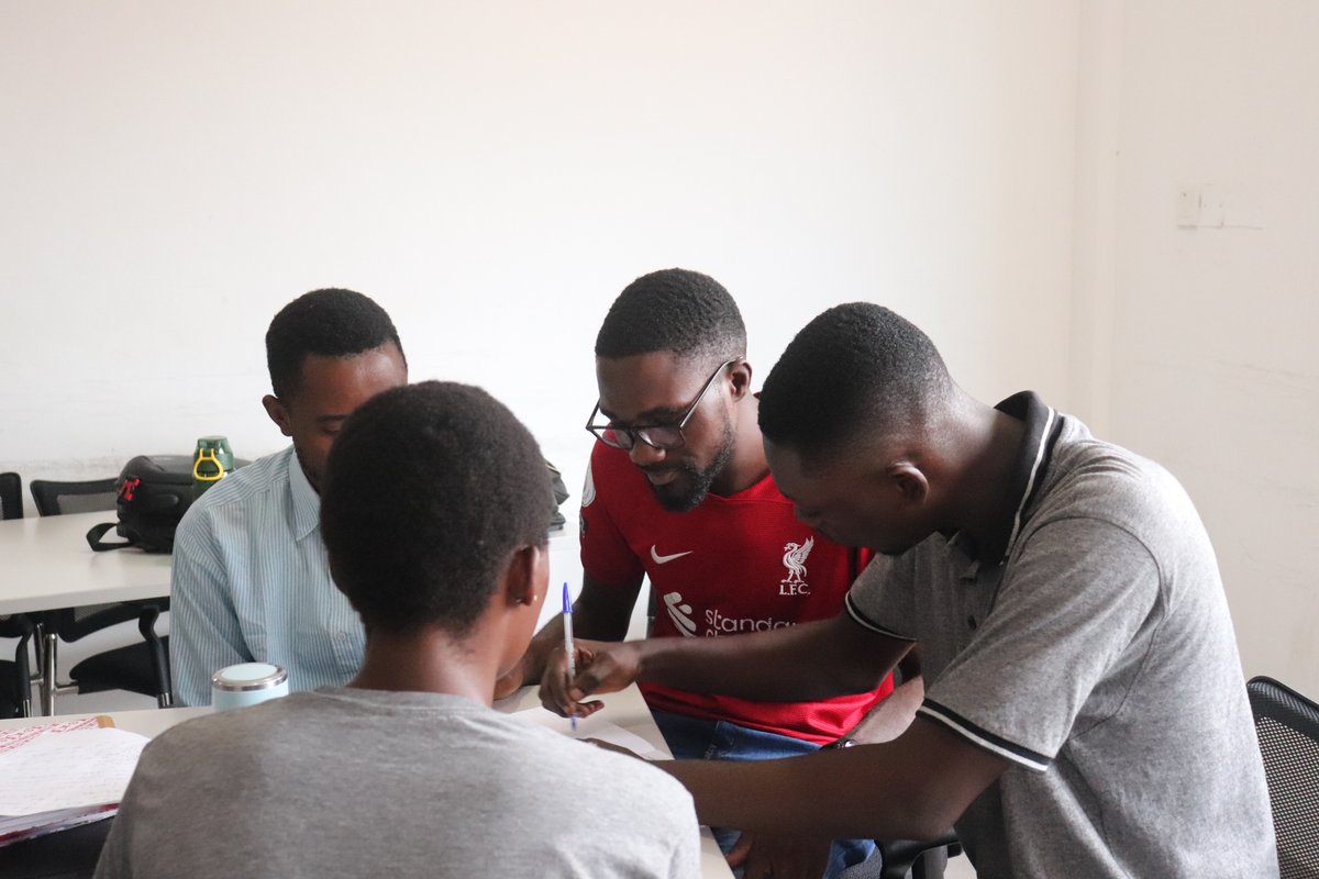 AIMSGhana's tweet photo. #HappyMonday!
Our brilliant students are diving into the research phase of their journey, asking bold questions, exploring new frontiers & shaping the future through the #mathematical sciences! ๐
Stay tuned for exciting discoveries ahead!
#ResearchProject #ResearchPhase #STEM https://t.co/rlQtfKWZOv