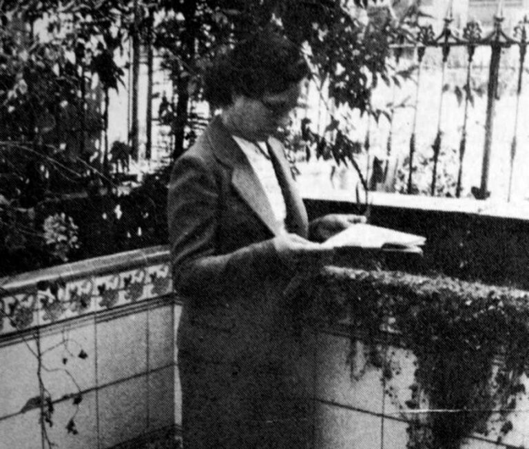 Enlace a nuestro fondo documental recientemente ampliado, ‘Biblioteca Áurea Cuadrado’, donde se pueden encontrar lecturas clave relacionadas con la línea política que refuerza cada uno de los frentes desde los que queremos construir un pueblo fuerte.
apoyomutuoaragon.net/biblioteca-aur…