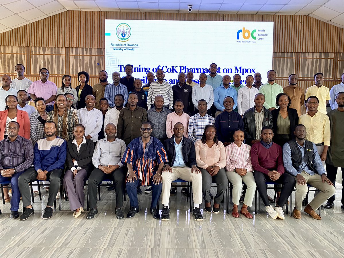 A Training for ToTs Pharmacists in CoK on Mpox surveillance &amp; case management was conducted today at <a href="/UCmhs/">UR-CMHS</a>. Led by <a href="/RBCRwanda/">Rwanda Biomedical Centre</a> with <a href="/RwandaNPC/">PharmacyCouncil</a>, this initiative boosts early detection, stops transmission chains &amp; strengthens Rwanda's public health response.