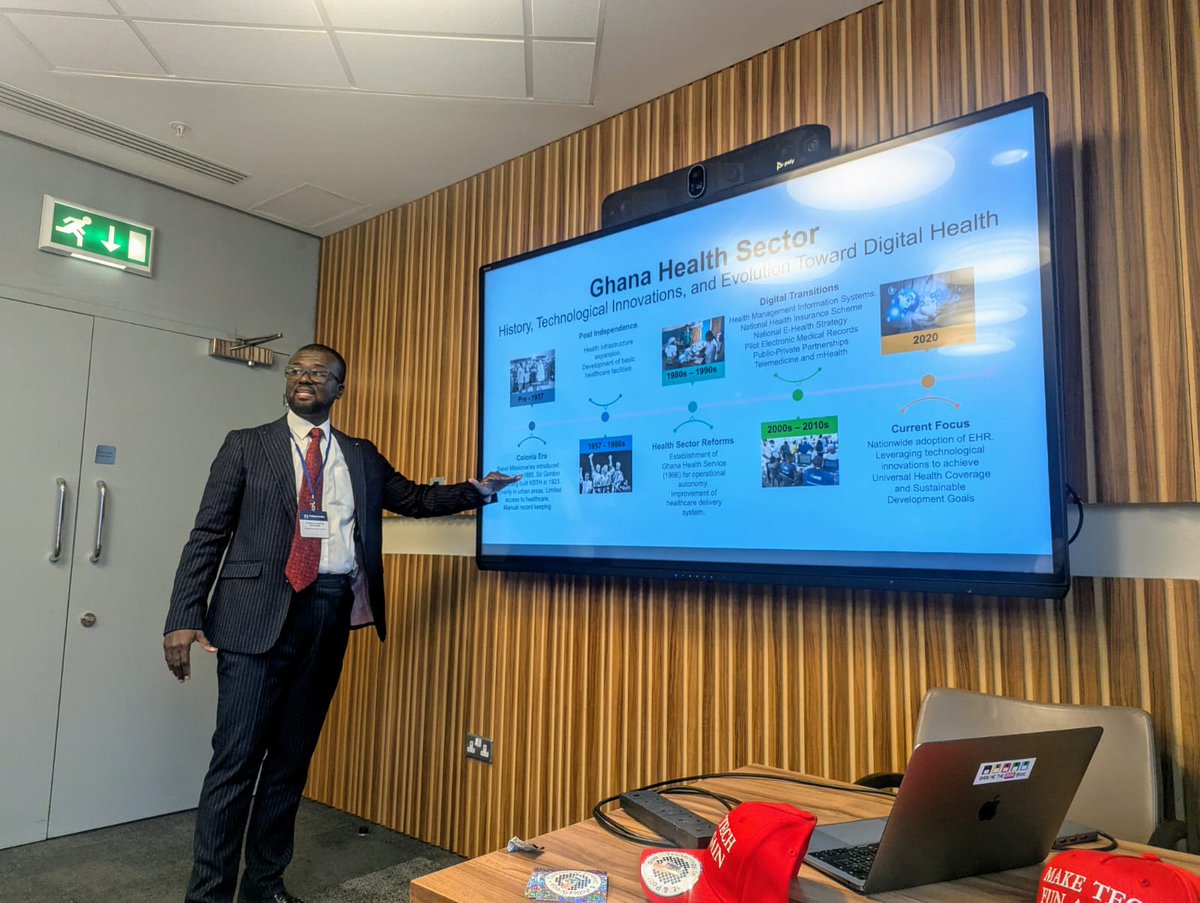 psa_TIP's tweet image. 🌟Had our fantastic first @psa_TIP panel today! 🌟 A big thank you to our panelists and attendees for the great discussion on the risks and benefits of using AI in policymaking and public services! See you in the next one at 1:30pm in the ICC Exec 8 room 🔔