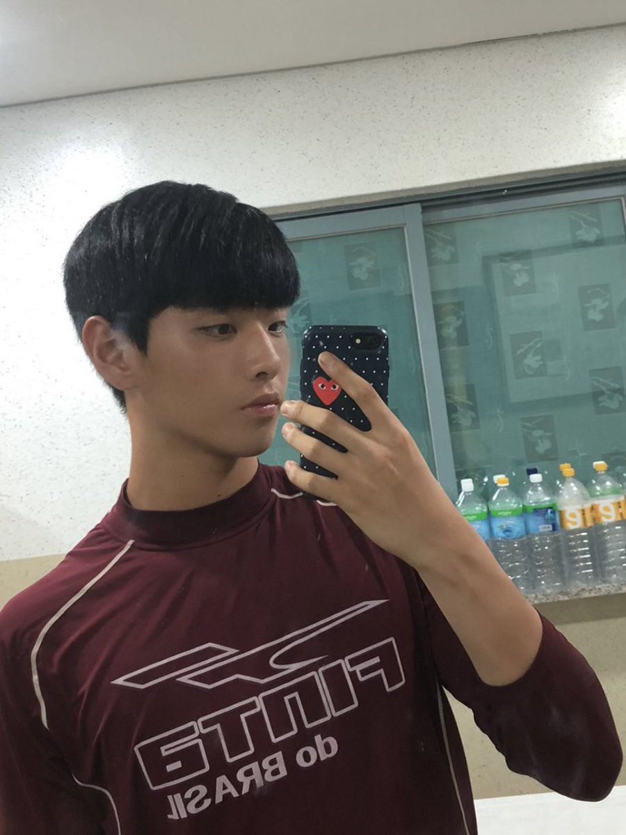 진짜 ㅂㅐㄱ서누같음