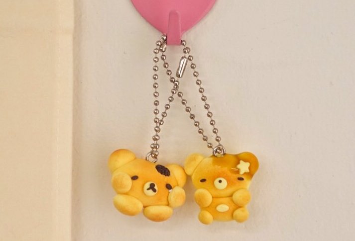 오늘 밤 10시에 만나요-⭐️

열심히 준비 한 달콤 달콤 키링들
스마트스토어에서 10시부터 구매 가능해요 :) 
m.smartstore.naver.com/battyclub