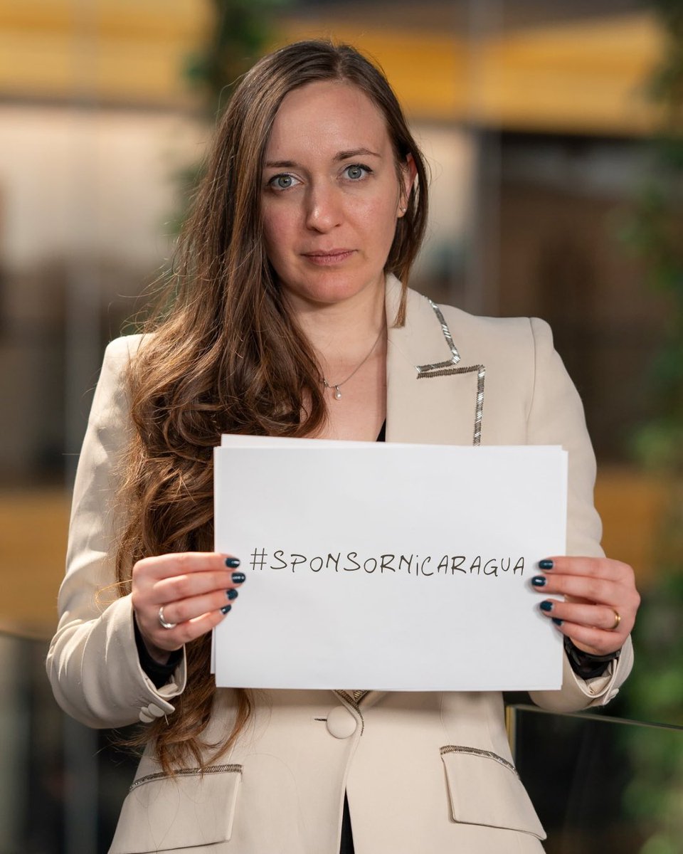 Julio Quintana è un avvocato di 66 anni, oggi prigioniero politico. 
La polizia lo ha arrestato il 26 novembre 2024. 
Sono passati più di 100 giorni. 
Non sa in quali condizioni sia.
Julio è in stato di sparizione forzata.
Non può parlare. Ma la sua storia sì.
#SponsorNicaragua