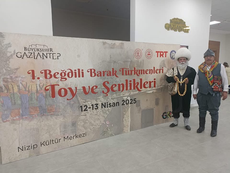 aksehir_burada's tweet image. AKYÖRDER, Gaziantep'in Nizip ilçesinde  düzenlenen ve büyük ilgi gören 1. Begdili Barak Türkmenleri Toy ve Şenliklerine katılım sağladı.