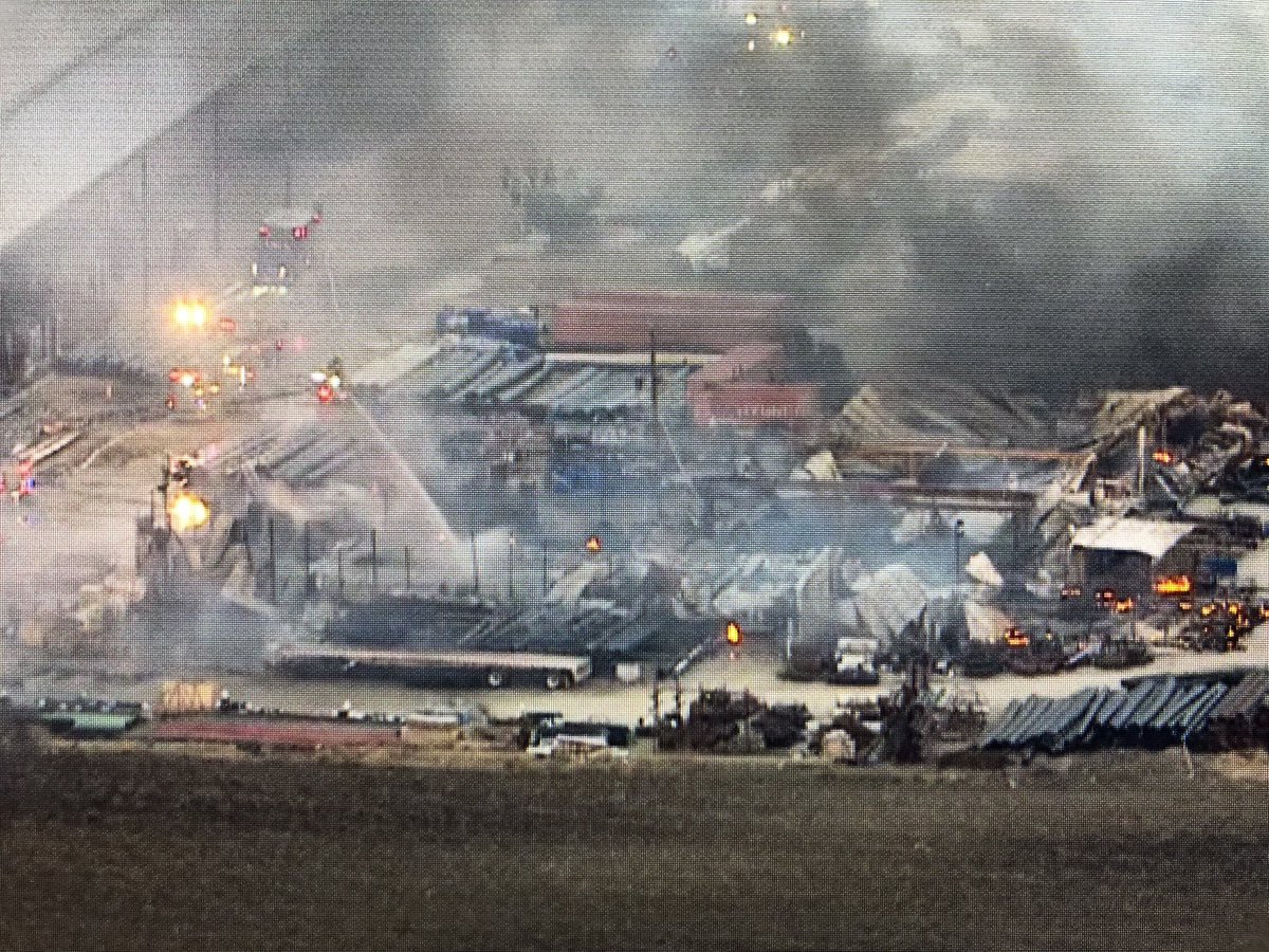 #JOLIET: SE Frontage Road CLOSED County Farm Rd to McDonough St, due to a large commercial building fire (Rovanco Piping Systems) #Skycam9 <a href="/WGNRadio/">WGN Radio 720</a>